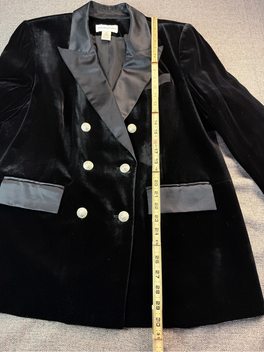 Bloomingdale's Black Velvet Double-Breasted Blazer with Satin Trim - Picture 7 of 12